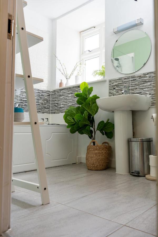 Modern & Spacious Flat In The Centre Of Bristol! Kültér fotó